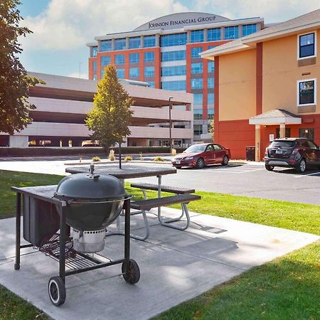 Extended Stay America Suites - Madison - Junction Court Middleton Exterior photo
