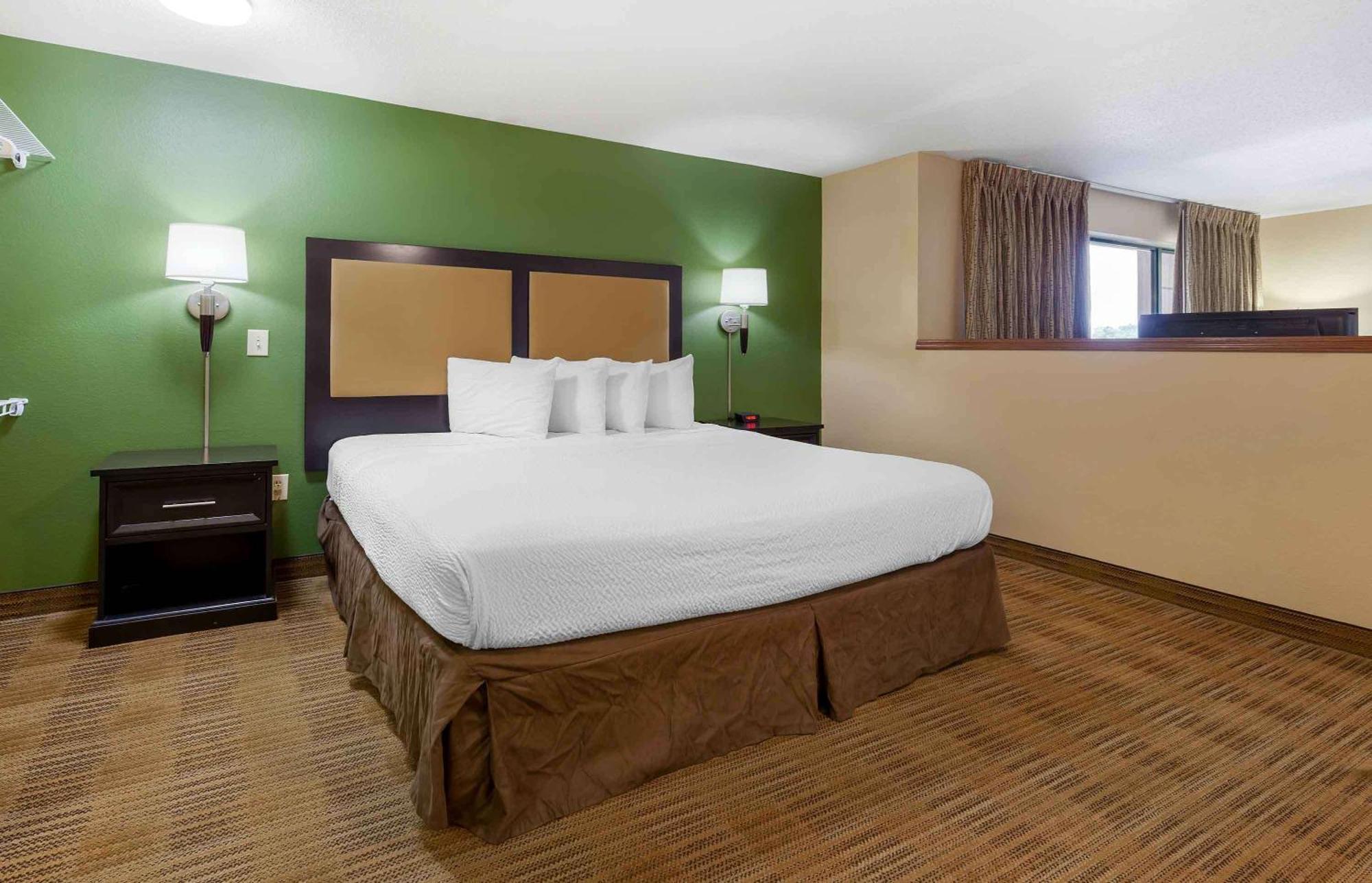 Extended Stay America Suites - Madison - Junction Court Middleton Exterior photo